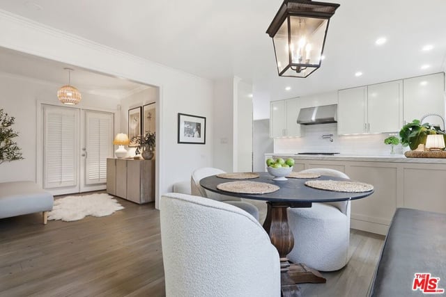 8809 Evanview Drive, Los Angeles, CA 90069 — photo 14 of 44