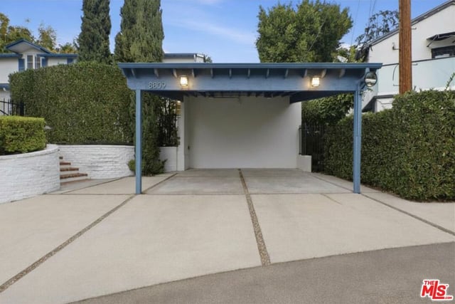 8809 Evanview Drive, Los Angeles, CA 90069 — photo 42 of 44