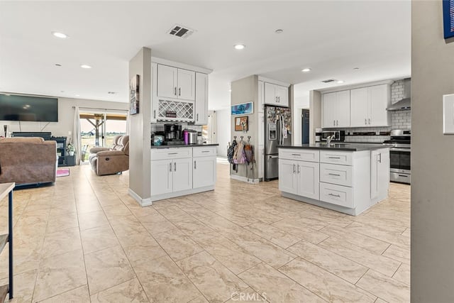 47867 80th W, Lancaster, CA 93536 — photo 7 of 40