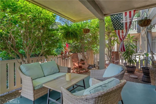 291 Sequoia Court 13, Thousand Oaks, CA 91360 — photo 12 of 22