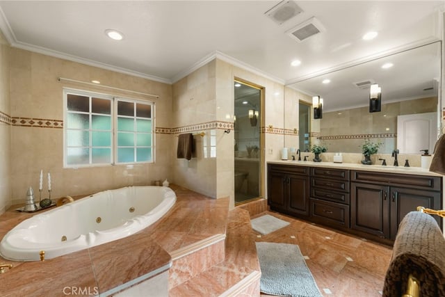 828 S Sunset Canyon, Burbank, CA 91501 — photo 21 of 46
