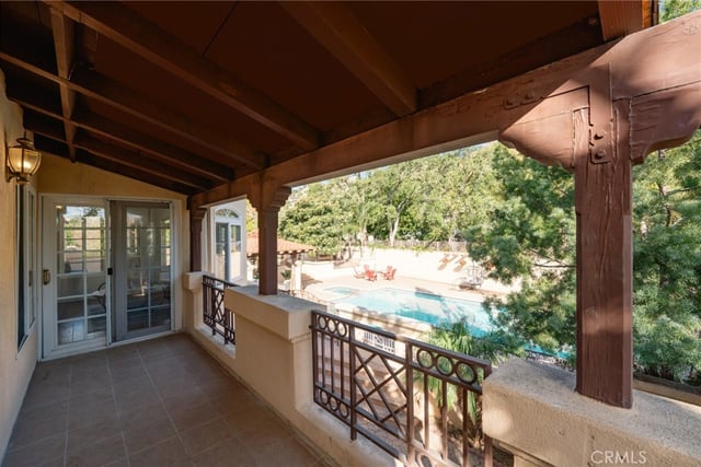 828 S Sunset Canyon, Burbank, CA 91501 — photo 32 of 46