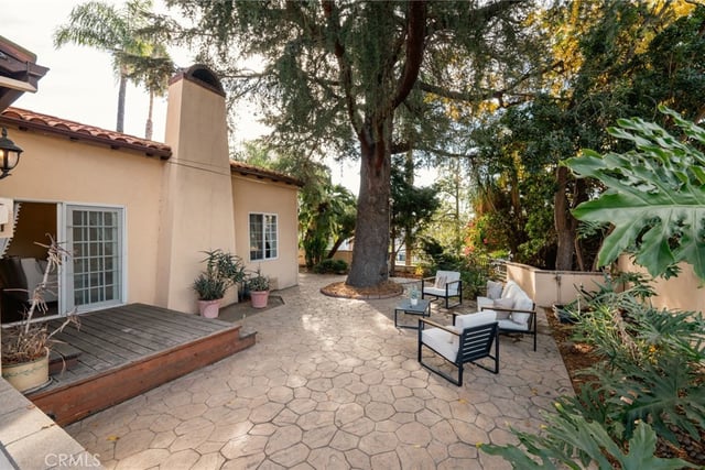 828 S Sunset Canyon, Burbank, CA 91501 — photo 35 of 46