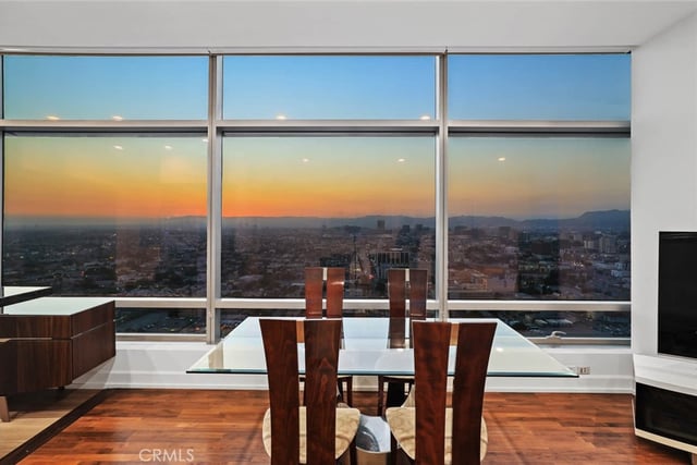 900 W Olympic 31J, Los Angeles, CA 90015 — photo 12 of 56