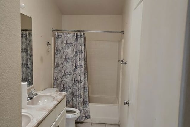 45039 Rachel Avenue, Lancaster, CA 93535 — photo 2 of 4