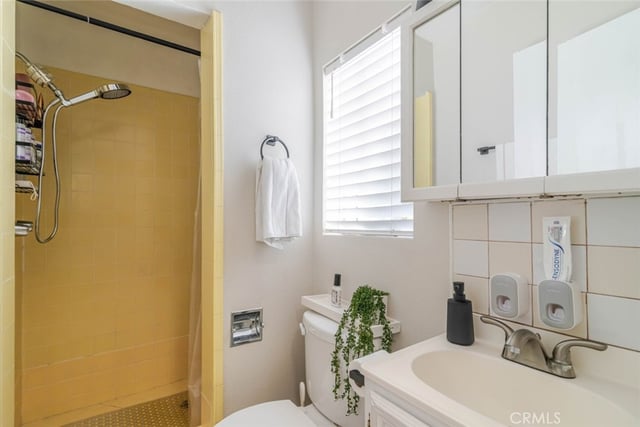 17268 San Fernando Mission Boulevard, Granada Hills, CA 91344 — photo 30 of 43