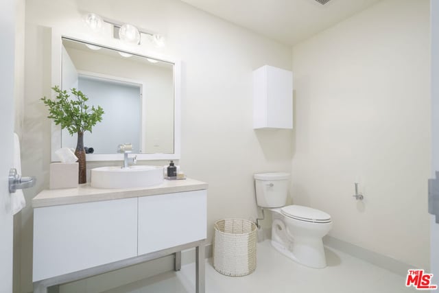 1100 S Hope Street 716, Los Angeles, CA 90015 — photo 14 of 37