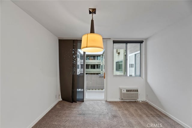 525 N Sycamore Avenue 333, Los Angeles, CA 90036 — photo 11 of 24