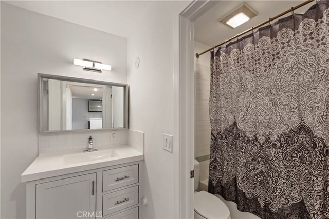 525 N Sycamore Avenue 333, Los Angeles, CA 90036 — photo 16 of 24