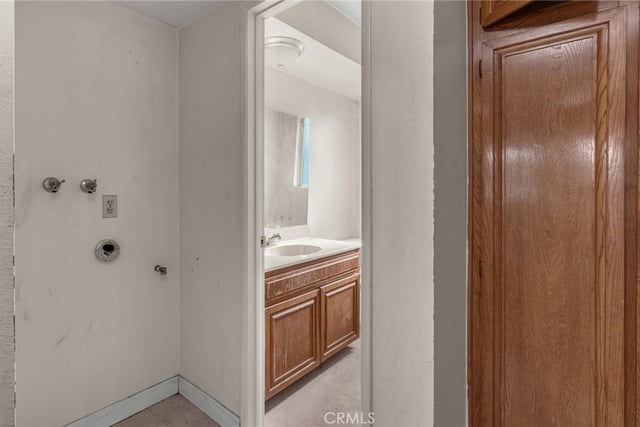 6438 Hazeltine Avenue 6, Van Nuys, CA 91401 — photo 13 of 33