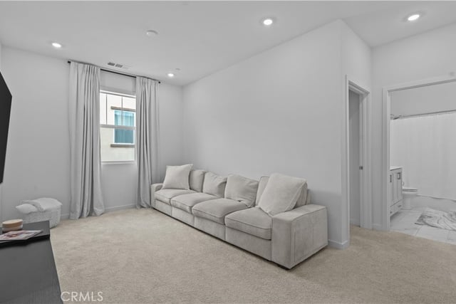 11755 Fenton, Sylmar, CA 91342 — photo 18 of 33