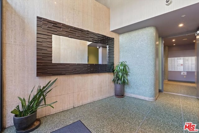 746 S Los Angeles Street 403, Los Angeles, CA 90014 — photo 14 of 29