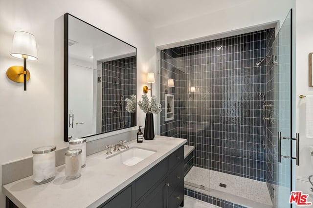 1072 Amalfi Drive, Pacific Palisades, CA 90272 — photo 29 of 52