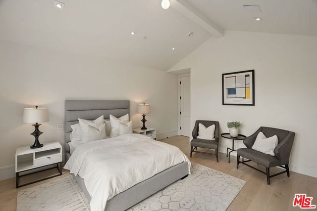 1072 Amalfi Drive, Pacific Palisades, CA 90272 — photo 30 of 52