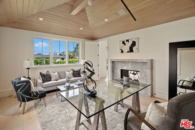 1072 Amalfi Drive, Pacific Palisades, CA 90272 — photo 35 of 52