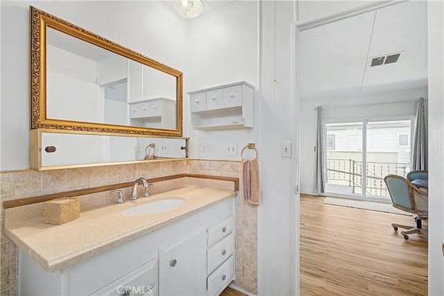 2550 Pacific Coast Hwy 217, Torrance, CA 90505 — photo 10 of 33