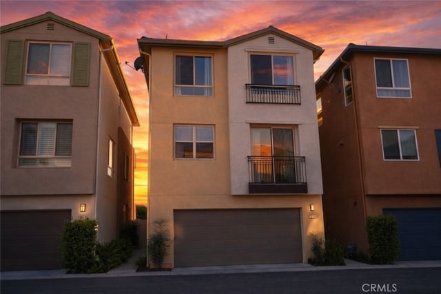 12041 Stanley Park Court, Hawthorne, CA 90250 — photo 9 of 37