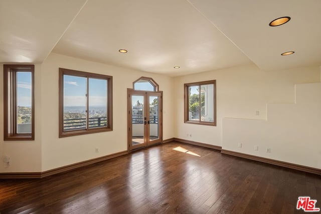 2131 Kew Drive, Los Angeles, CA 90046 — photo 41 of 54