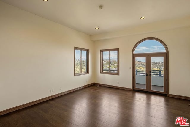 2131 Kew Drive, Los Angeles, CA 90046 — photo 45 of 54