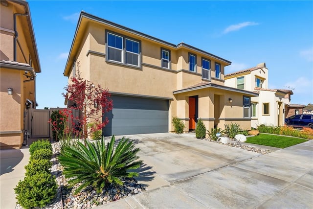 18106 Meridian, Saugus, CA 91350 — photo 2 of 54