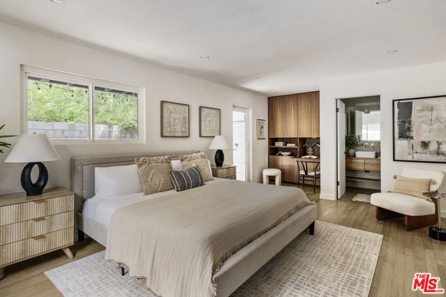 8326 Kirkwood Drive, Los Angeles, CA 90046 — photo 16 of 26