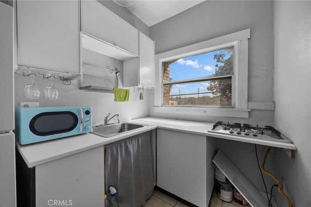 4125 S Figueroa 202, Los Angeles, CA 90037 — photo 11 of 18