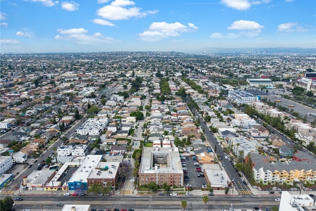 4125 S Figueroa 202, Los Angeles, CA 90037 — photo 18 of 18
