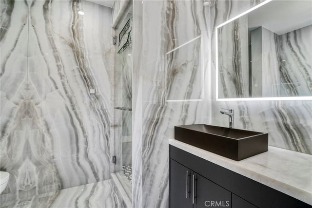 14347 Albers 207, Sherman Oaks, CA 91401 — photo 17 of 46