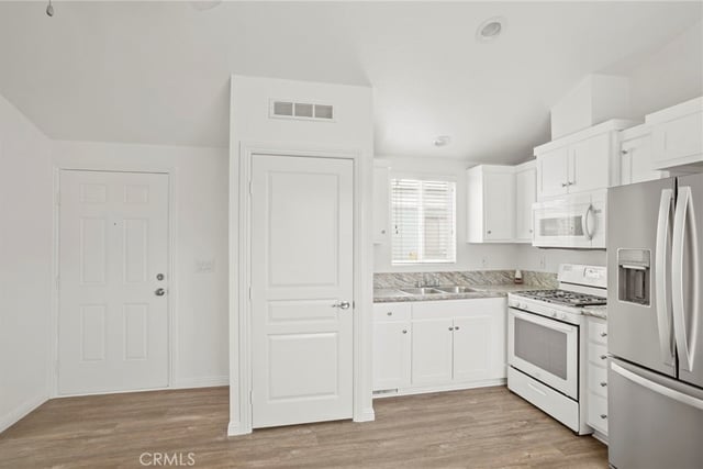 7650 Balboa Boulevard 129, Van Nuys, CA 91406 — photo 10 of 21