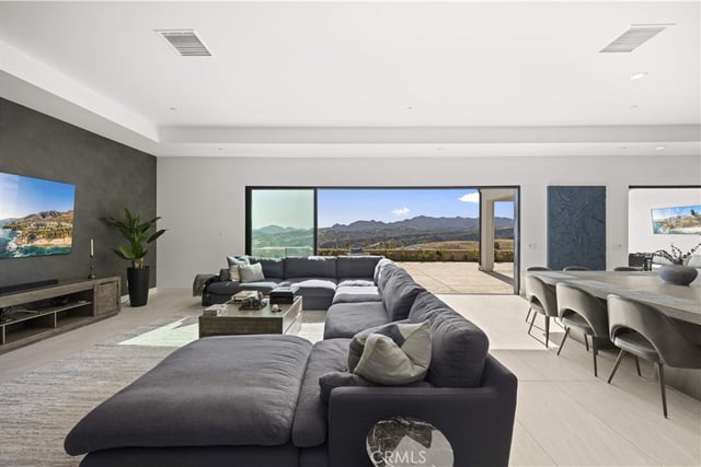 12545 N Silver Spur Court, Porter Ranch, CA 91326 — photo 8 of 22