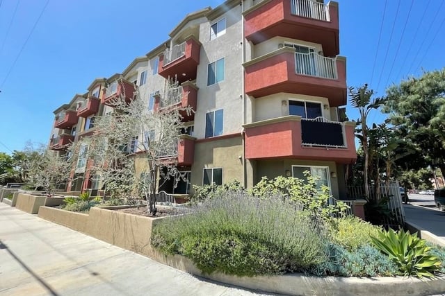 7551 Jordan 304, Canoga Park, CA 91303 — photo 2 of 16