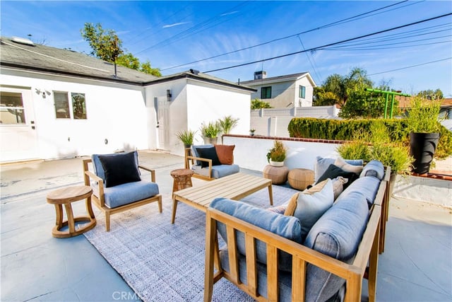 10816 Calvert, North Hollywood, CA 91606 — photo 15 of 18