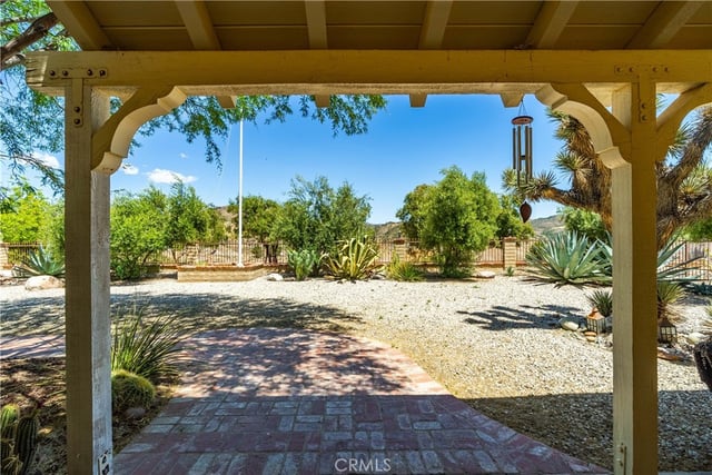 13602 Sego, Agua Dulce, CA 91390 — photo 11 of 74