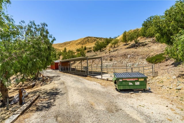 13602 Sego, Agua Dulce, CA 91390 — photo 61 of 74