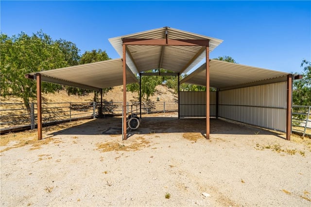 13602 Sego, Agua Dulce, CA 91390 — photo 66 of 74