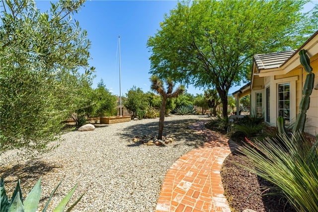 13602 Sego, Agua Dulce, CA 91390 — photo 7 of 74