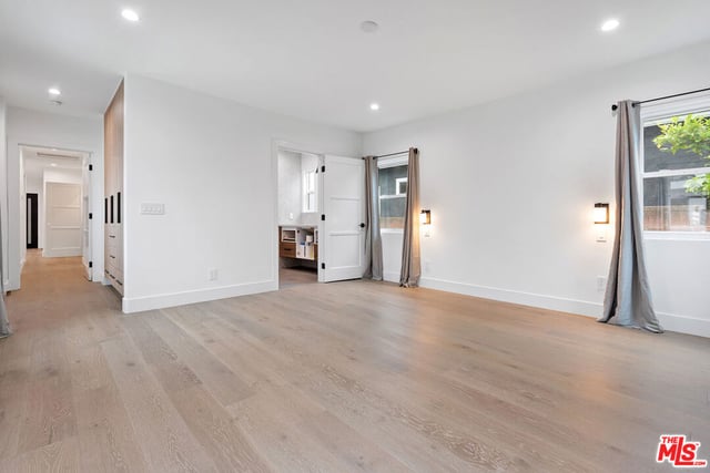 1901 S Point View Street, Los Angeles, CA 90034 — photo 12 of 21