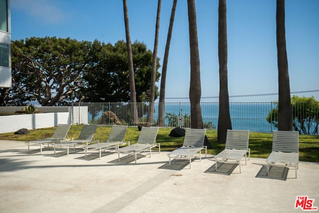 17352 W Sunset Boulevard 606, Pacific Palisades, CA 90272 — photo 39 of 62
