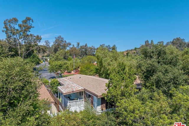 23777 Mulholland Highway 190, Calabasas, CA 91302 — photo 20 of 35