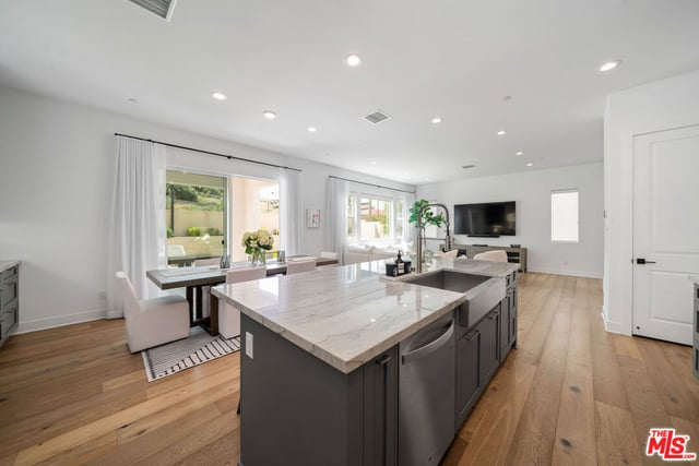 19254 Blackthorn Drive, Santa Clarita, CA 91351 — photo 20 of 74