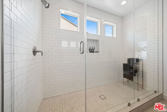 19254 Blackthorn Drive, Santa Clarita, CA 91351 — photo 30 of 74