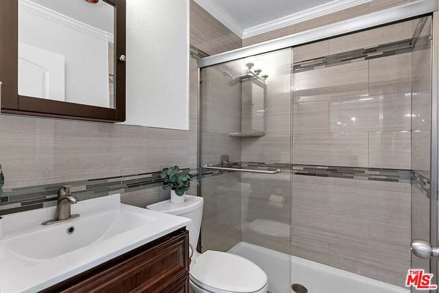 11930 Avon Way 207, Los Angeles, CA 90066 — photo 15 of 18