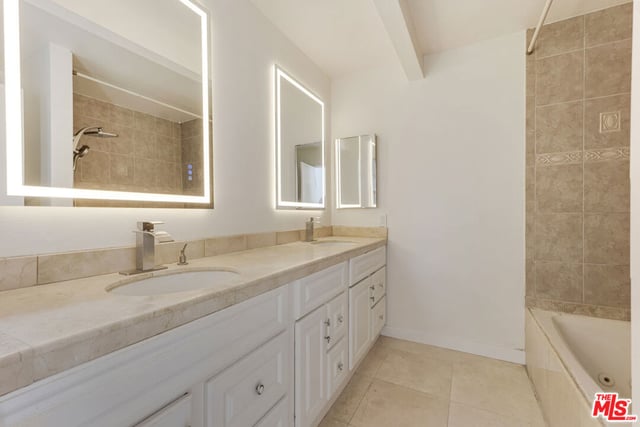 18316 Hatteras Street 21, Tarzana, CA 91356 — photo 9 of 17