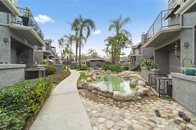 740 E San Bernardino Road 2, Covina, CA 91723 — photo 32 of 40