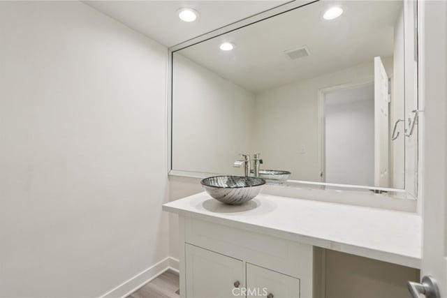 4900 Queen Victoria, Woodland Hills, CA 91364 — photo 26 of 62