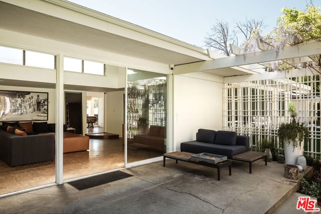 248 N Glenroy Avenue, Los Angeles, CA 90049 — photo 18 of 33