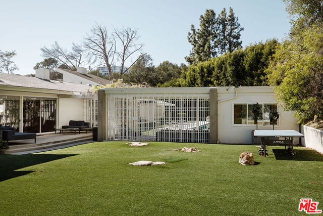 248 N Glenroy Avenue, Los Angeles, CA 90049 — photo 25 of 33