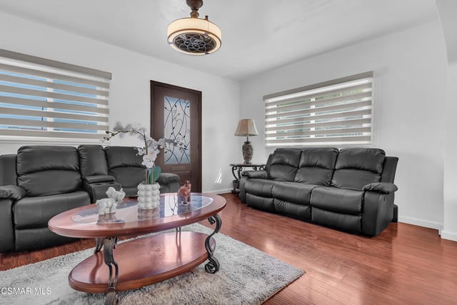 5847 S Wilton Place 5849, Los Angeles, CA 90047 — photo 5 of 43