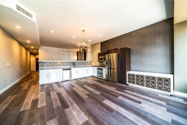 1100 Wilshire 2707, Los Angeles, CA 90017 — photo 10 of 26