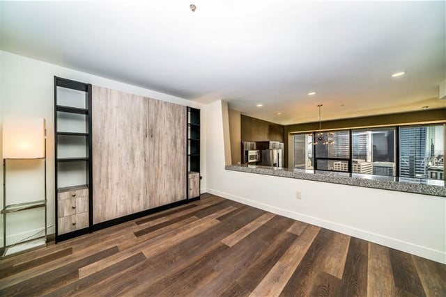 1100 Wilshire 2707, Los Angeles, CA 90017 — photo 13 of 26